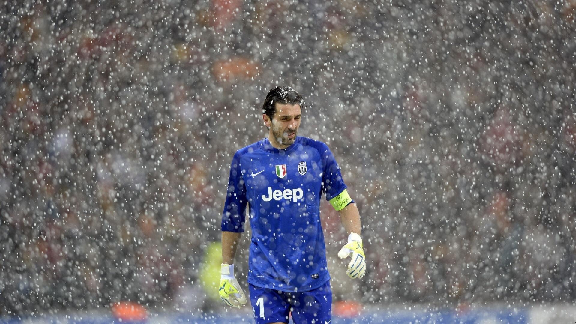 中国滑雪健儿备战冬奥 新赛季表现引全球瞩目